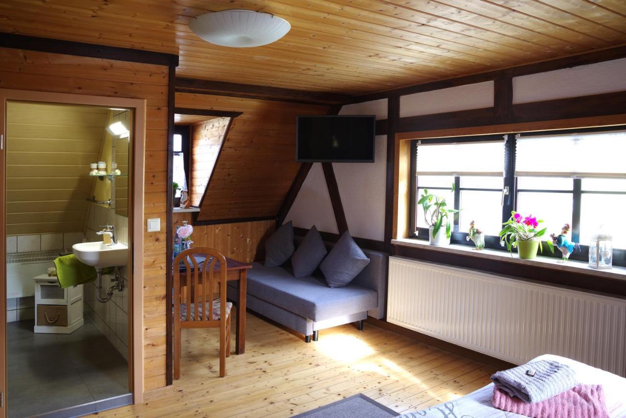 Wirtschaft&pension Zum Huthaus Gasthof